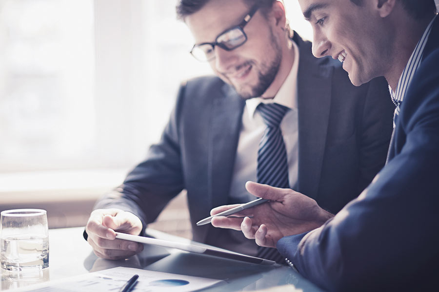 Business loan on your corporate credit card under favorable conditions | Tatra banka Payments with use of the Visa standard credit card