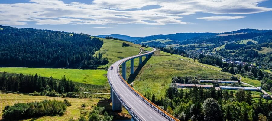 Nikto nepríde o svoje úspory a ani sa nejde rušiť druhý pilier | Tatra banka dialnice za dochodkove uspory