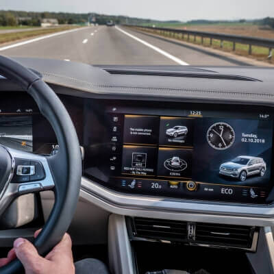 Infotainment prechádza dynamickým vývojom | Tatra banka palubny infotainment