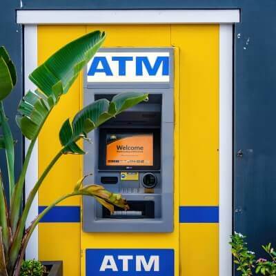 Poplatok za sprístupnenie bankomatu môže byť ľubovoľný | Tatra banka poplatky za vyber z bankomatu v zahranici