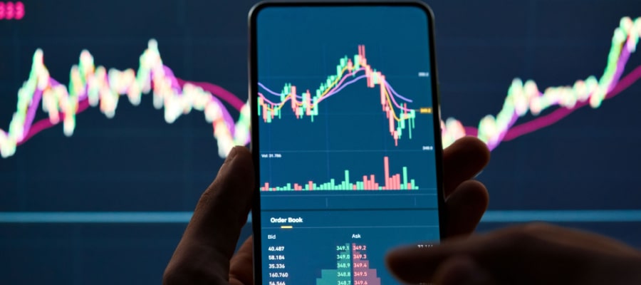 Na akciových trhoch skončil tretí negatívny týždeň za sebou | Tatra banka ako uspesne investovat
