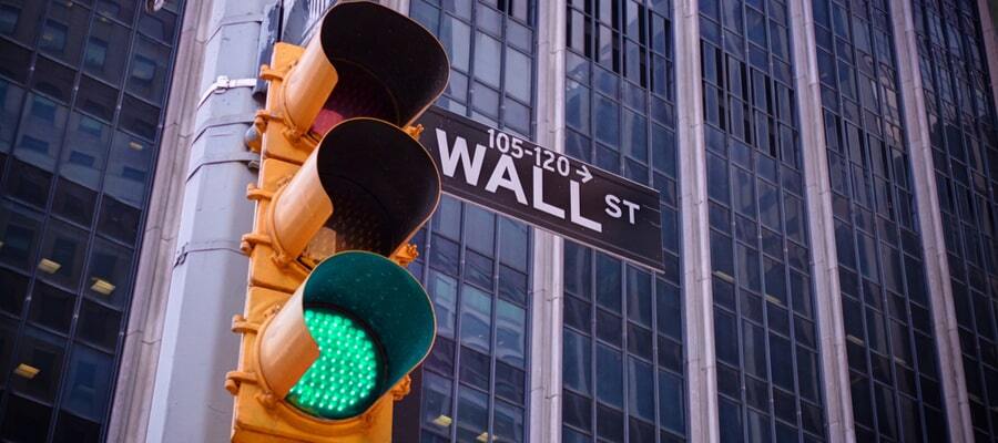 Na Wall Street sa vrátila zelená | Tatra banka ako investovat