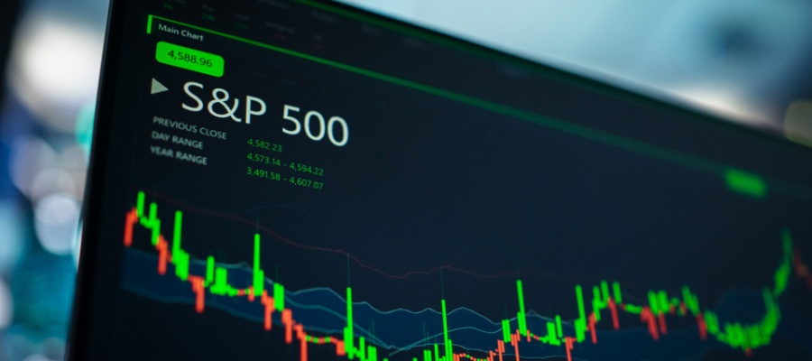 Novembrový odraz pokračoval