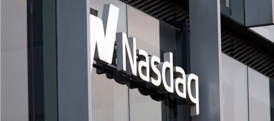 Nasdaq zaznamenal najhoršiu týždennú výkonnosť od marca | Tatra banka vyvoj na akciovych trhoch