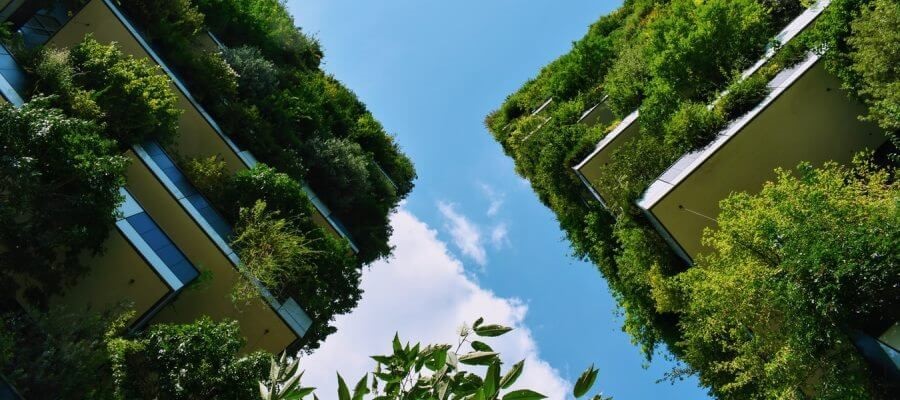 Financujú zelené budovy aj obnoviteľné zdroje energie