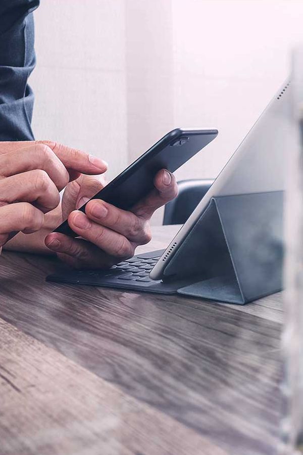 Kontaktujte oddelenie klientov capital markets
