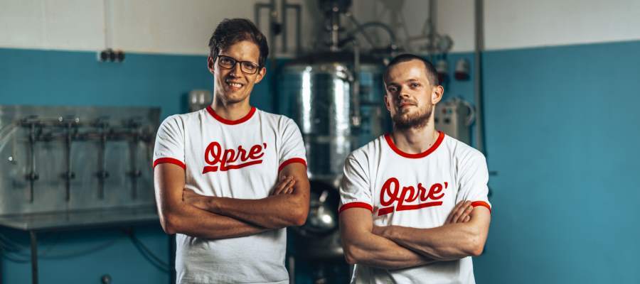 Vlastnoručne vyrobený stroj pomáha bratom už 8 rokov | Osobný archív Gabriel Oprendek cider z jablk opre