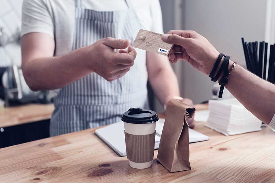 Flexibilita v splácaní s vašou zlatou kreditnou kartou | Tatra banka Financna rezerva na zlatej karte