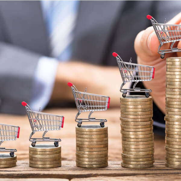 Prioritným cieľom Európskej centrálnej banky (ECB) je stav, kedy ceny tovarov a služieb dlhodobo rastú priemernou rýchlosťou 2 % ročne Prioritným cieľom Európskej centrálnej banky (ECB) je stav, kedy ceny tovarov a služieb dlhodobo rastú priemernou rýchlosťou 2 % ročne