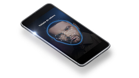 Vyskúšajte si inováciu Tvárová biometria priamo vo vašej mobilnej aplikácii Tatra banka