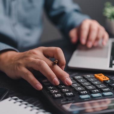 Využite prehľadnú menovú kalkulačku na prepočet cudzích mien | Tatra banka placeholder