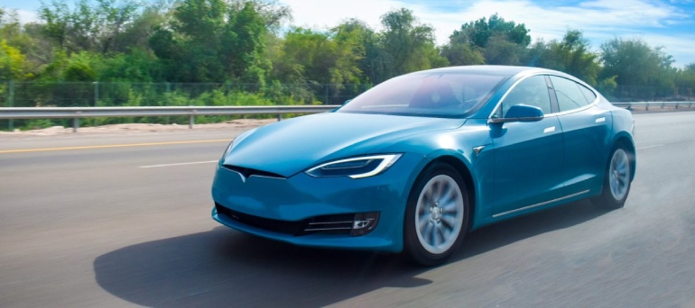 Plánujete o niekoľko rokov nové auto alebo servis súčasného?